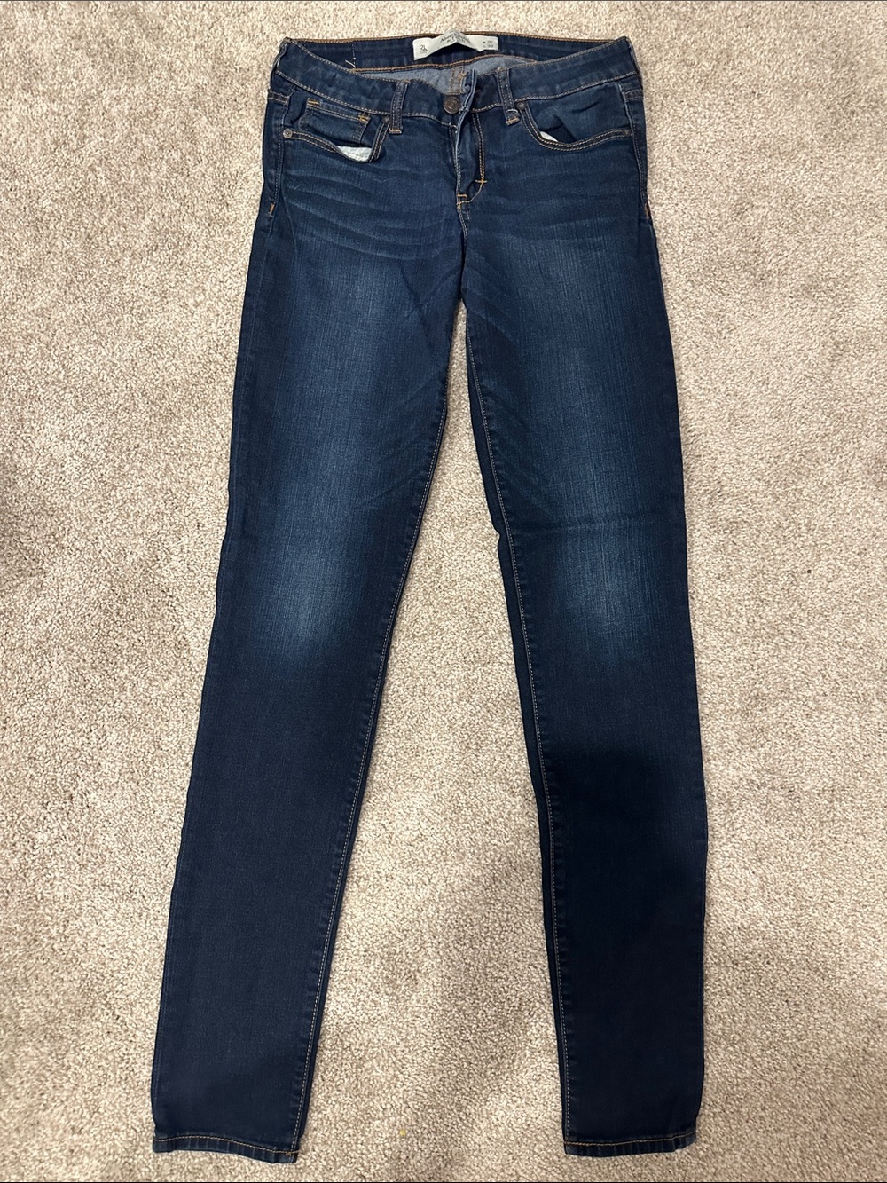 Abercrombie & Fitch Dark Blue Women's Skinny Jeans
